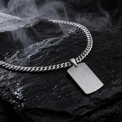 Collier magnétique argenté Hemalis — chaîne gourmette et plaque brossée